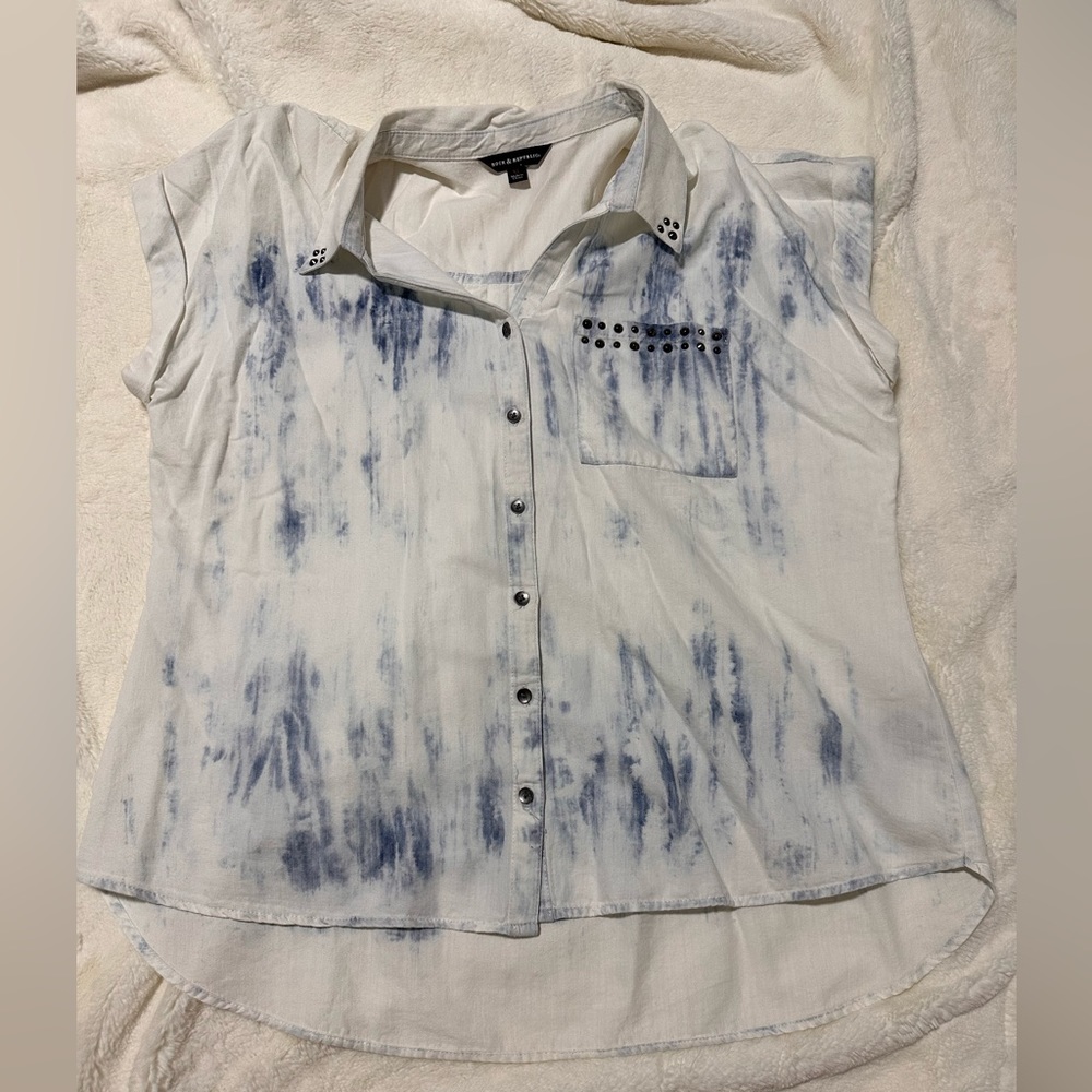 Acid washed shirt